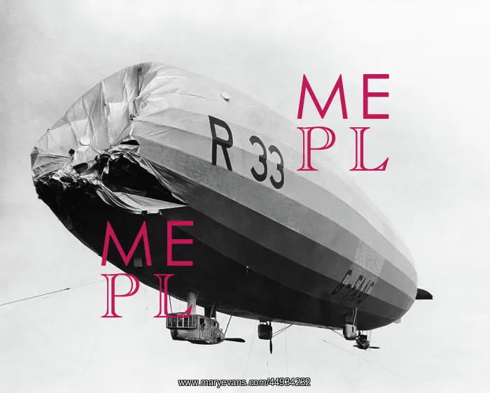 : Airship R33 with a Damaged Nose after Breaking from her ? : Airship R33 with a Damaged Nose after Breaking from her ?