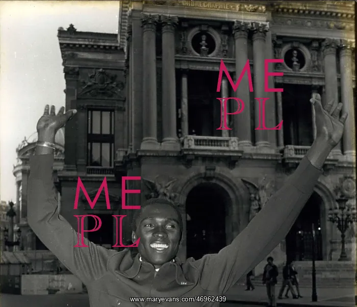 : Akii Bua, Olympic athlete, in Paris : Akii Bua, Olympic athlete, in Paris