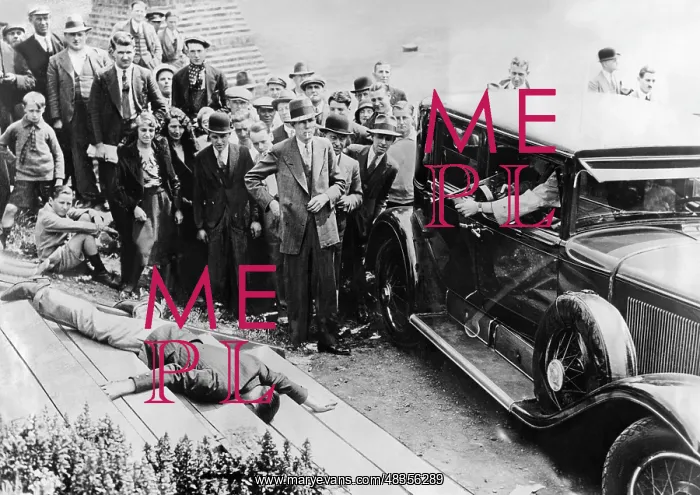 : Al Capone's armored car, 1933 : Al Capone's armored car, 1933