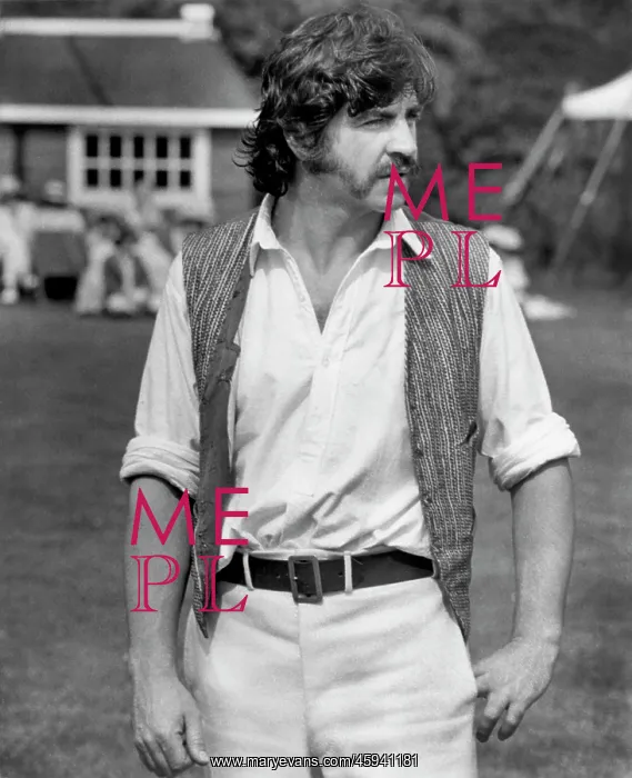 : Alan Bates - man - actor - celebrity - entertainment : Alan Bates - man - actor - celebrity - entertainment