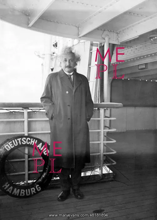 : Albert Einsetin on Board the Deutschland, 1931 : Albert Einsetin on Board the Deutschland, 1931