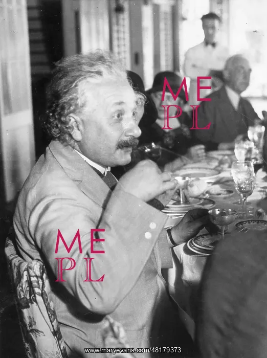 : Albert Einstein, 1930 : Albert Einstein, 1930
