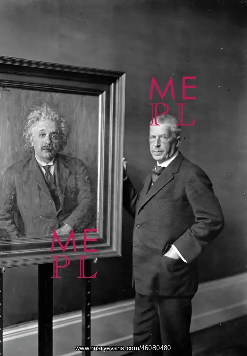 : Albert Einstein : Albert Einstein