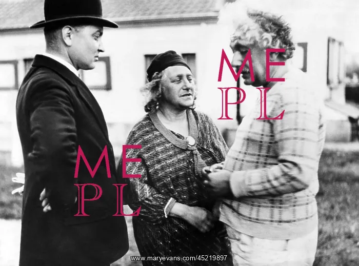 : Albert Einstein and his wife Elsa in exile ? : Albert Einstein and his wife Elsa in exile ?