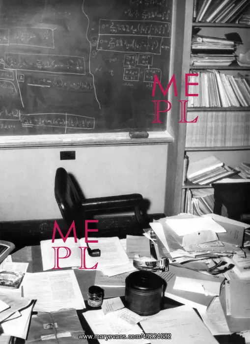 : Albert Einstein's study at the institute ? : Albert Einstein's study at the institute ?