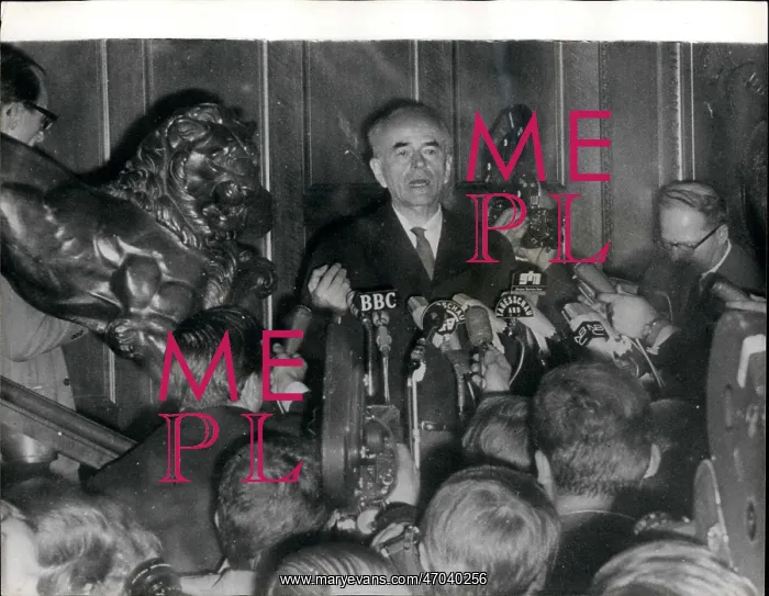 : Albert Speer released from Spandau Prison, Germany : Albert Speer released from Spandau Prison, Germany
