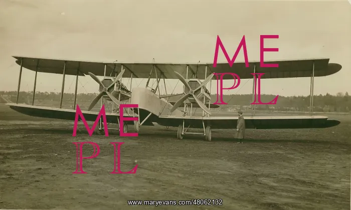 : Alcock and Brown's Vickers Vimy : Alcock and Brown's Vickers Vimy