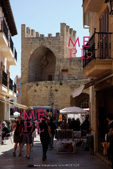 : Alcudia, Mallorca, Spain, - Townwall : Alcudia, Mallorca, Spain, - Townwall