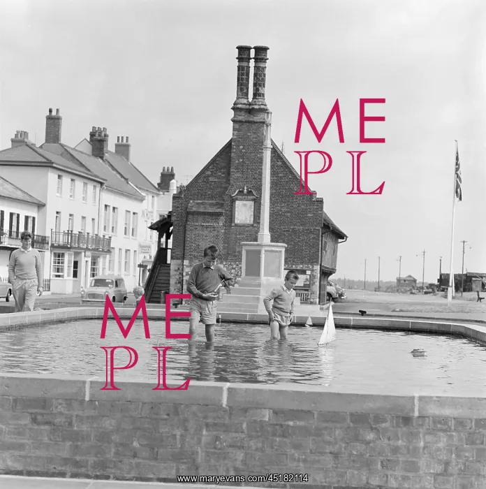 : Aldeburgh, Suffolk : Aldeburgh, Suffolk