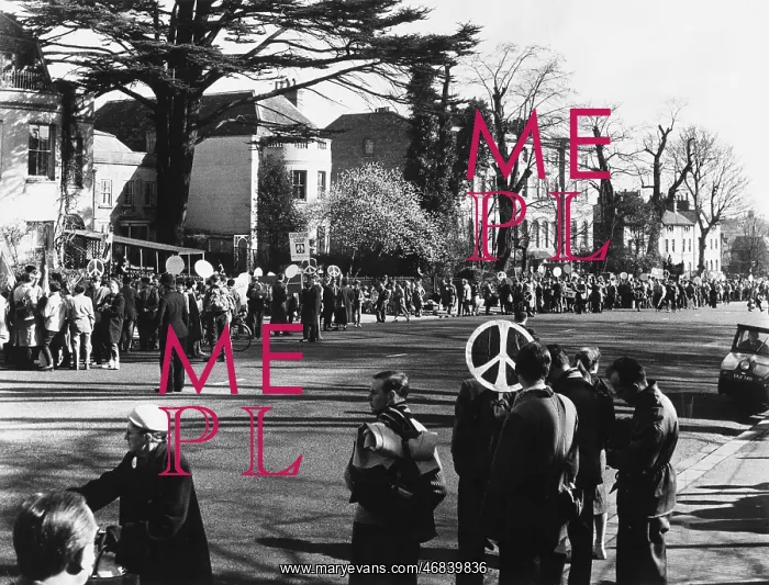 : Aldermaston Marchers at Reading : Aldermaston Marchers at Reading