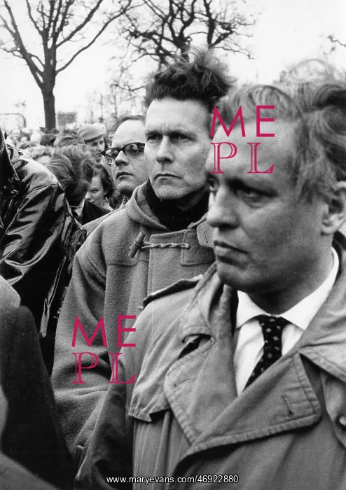 : Aldermaston Marches, anti-nuclear weapons demonstration : Aldermaston Marches, anti-nuclear weapons demonstration