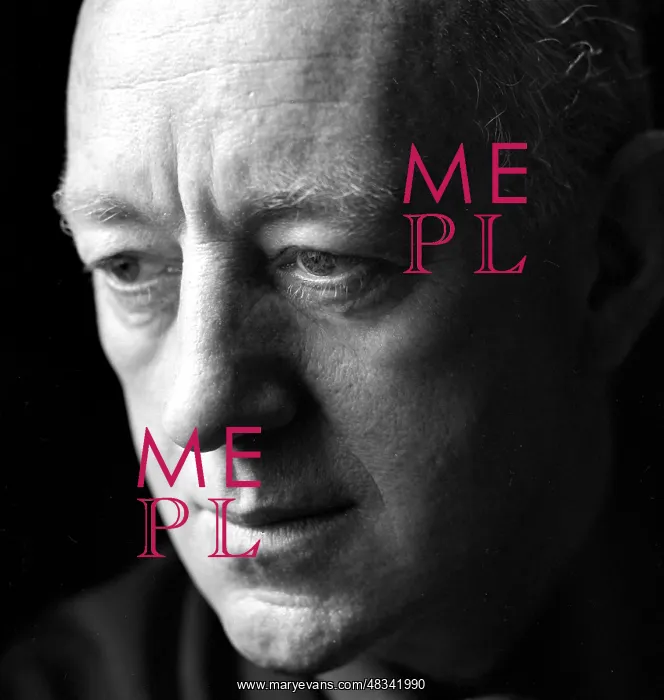  : Alec Guiness