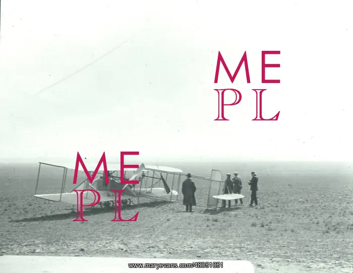 : Alec Ogilvie's Wright biplane in 1912 : Alec Ogilvie's Wright biplane in 1912