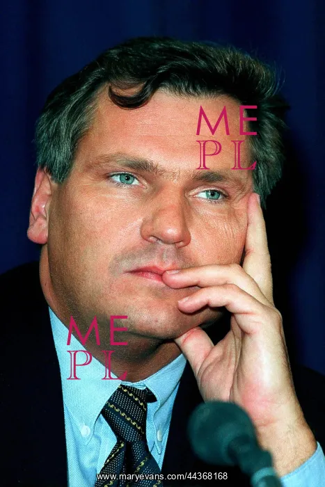  : Aleksander Kwasniewski