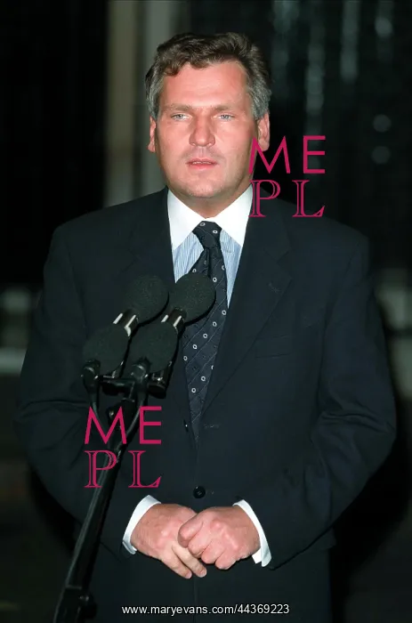  : Aleksander Kwasniewski