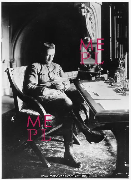 : ALEKSANDR FYODOROVICH KERENSKY : ALEKSANDR FYODOROVICH KERENSKY
