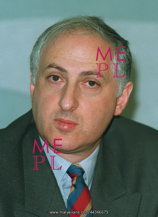  : Alex Carlile MP