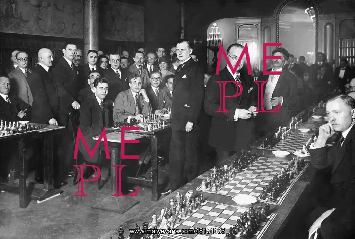 : Alexander Alekhine playing simultaneous chess, 1926 : Alexander Alekhine playing simultaneous chess, 1926