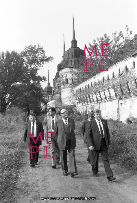 : Alexander Yakovlev, 1987 : Alexander Yakovlev, 1987