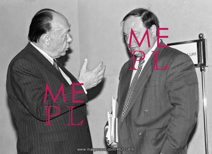 : Alexander Yakovlev and Yegor Gaidar, 1993 : Alexander Yakovlev and Yegor Gaidar, 1993