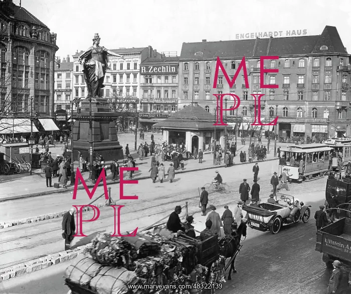 : Alexanderplatz, 1929 : Alexanderplatz, 1929