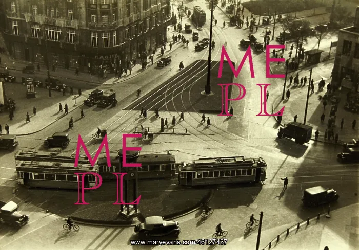 : Alexanderplatz in Berlin - 1939 : Alexanderplatz in Berlin - 1939
