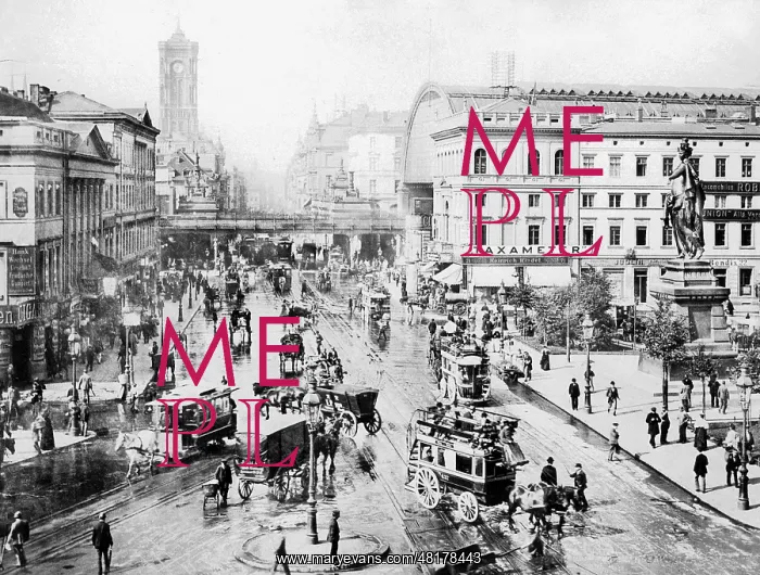 : Alexanderplatz in Berlin at the turn of the century : Alexanderplatz in Berlin at the turn of the century