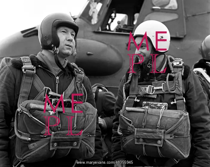: Alexei Leonov and Valery Bykovsky, 1968 : Alexei Leonov and Valery Bykovsky, 1968
