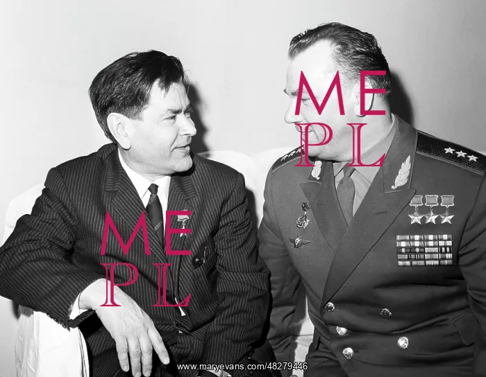 : Alexey Maresyev and Ivan Kozhedub, 1970 : Alexey Maresyev and Ivan Kozhedub, 1970