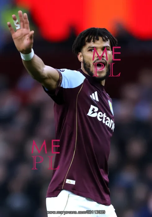  : ALF. Mary Evans Picture Library Contributors: ALF