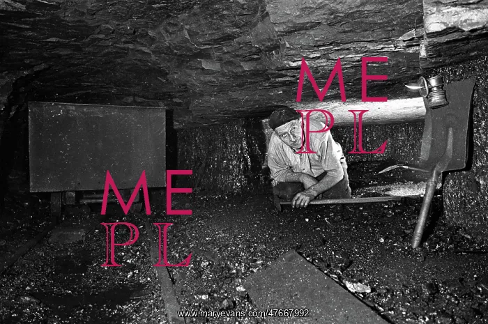 : Alfred Gee, one-man coal mine, Cheshire - 1 : Alfred Gee, one-man coal mine, Cheshire - 1
