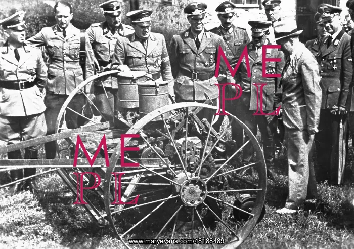 : Alfred Rosenberg during a visit in Ukraine, 1943 : Alfred Rosenberg during a visit in Ukraine, 1943
