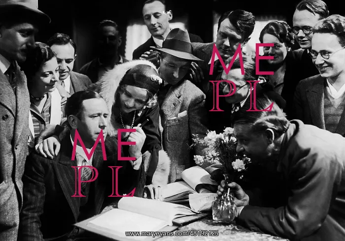 : Alfred Zeisler during the filming of D-train 13 has delay : Alfred Zeisler during the filming of D-train 13 has delay