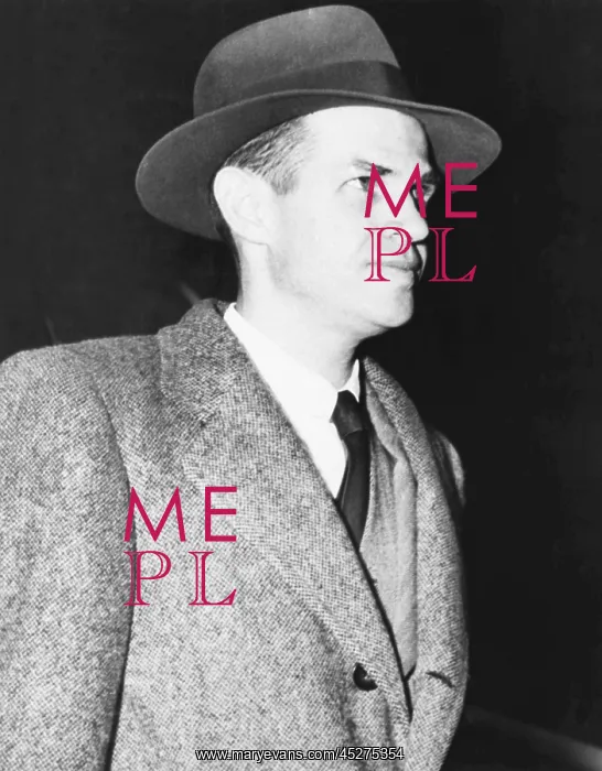 : Alger Hiss in front of the Federal Courthouse in : Alger Hiss in front of the Federal Courthouse in
