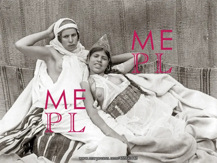  : Algerian Women, circa 1890