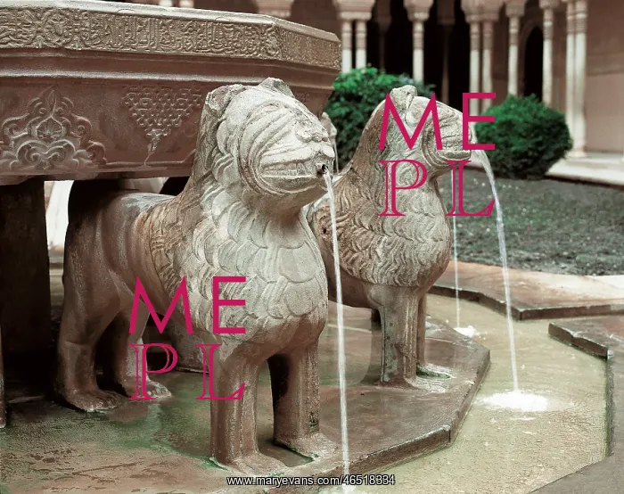  : Alhambra. Fountain at the Patio de los Leones (Court of the Lions)