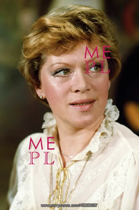 : Alisa Freindlich, 1985 : Alisa Freindlich, 1985