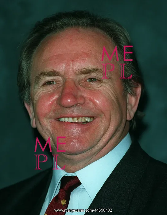  : Allan Rogers MP