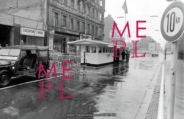 : Allied Checkpoint Charlie, West Berlin, Germany : Allied Checkpoint Charlie, West Berlin, Germany
