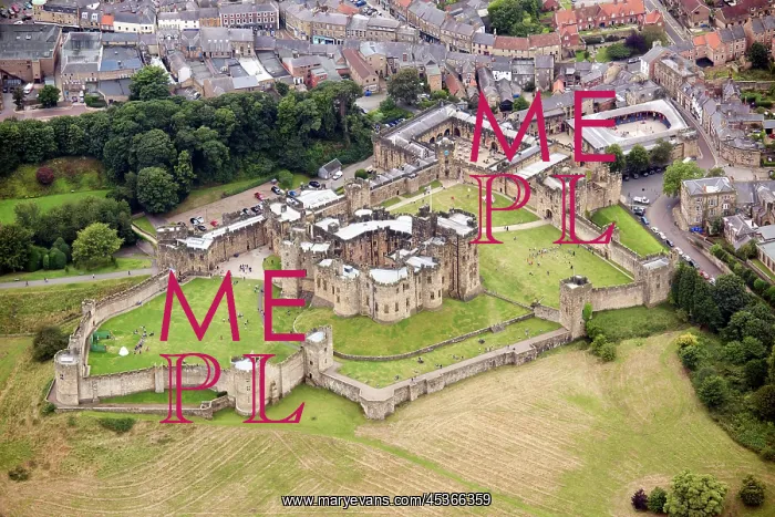 : Alnwick Castle : Alnwick Castle