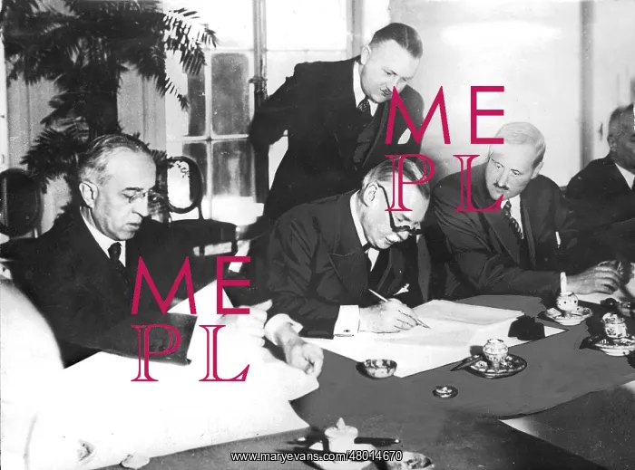  : Aloisi, Chambrun, v. Hassell signed an agreement on the Saar