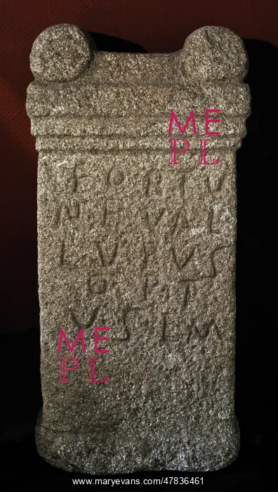 : Altar to the goddess Fortuna. Second half of 2nd century AD : Altar to the goddess Fortuna. Second half of 2nd century AD
