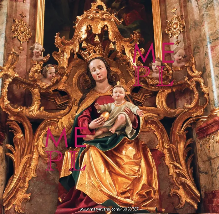 : Side altar with gothic Madonna : Side altar with gothic Madonna