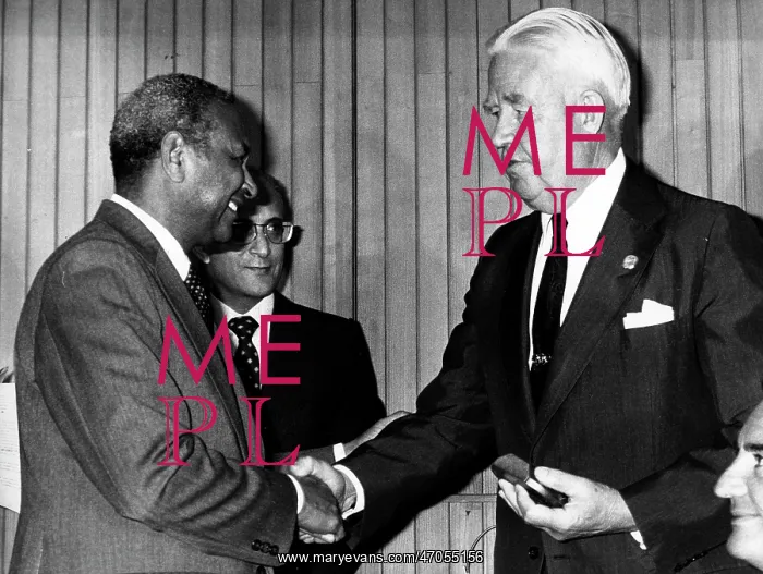 : Amadou-Mahtar M'Bow : Amadou-Mahtar M'Bow