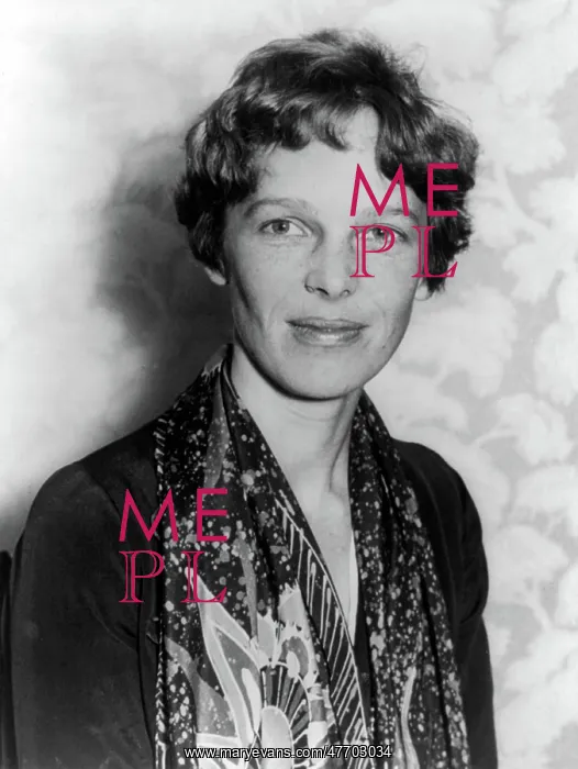 : Amelia Earhart, American Aviatrix : Amelia Earhart, American Aviatrix