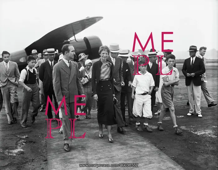 : Amelia Earhart - Aviation : Amelia Earhart - Aviation