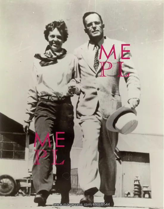 : Amelia Earhart and her husband George Putnam : Amelia Earhart and her husband George Putnam