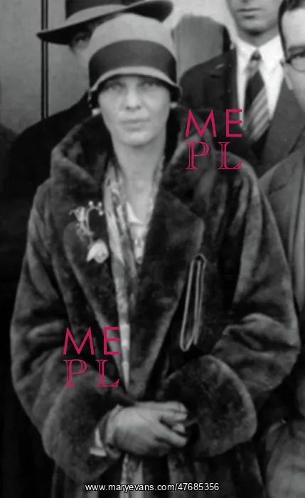 : Amelia Earhart Visits NACA, 1928 : Amelia Earhart Visits NACA, 1928