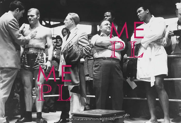 : The American boxer Muhammad Ali (Cassius Marcellus : The American boxer Muhammad Ali (Cassius Marcellus