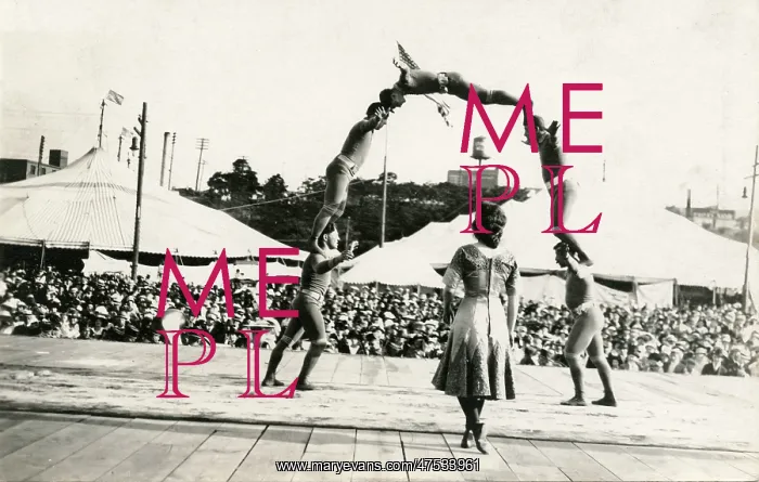  : American circus performers